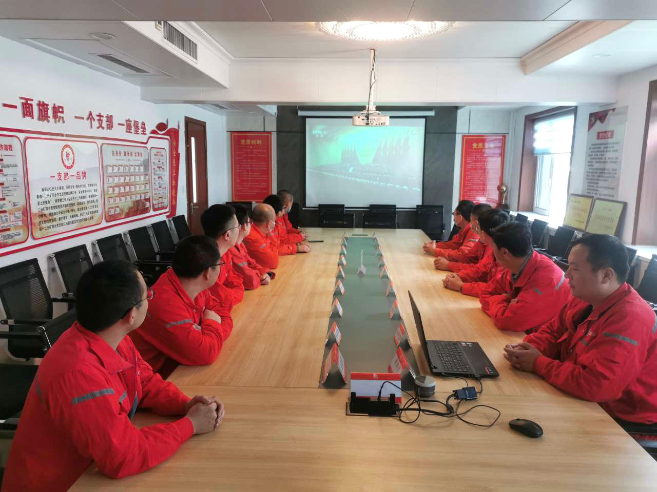 �й�����������(304am-VIP��֤)����-Official Platform